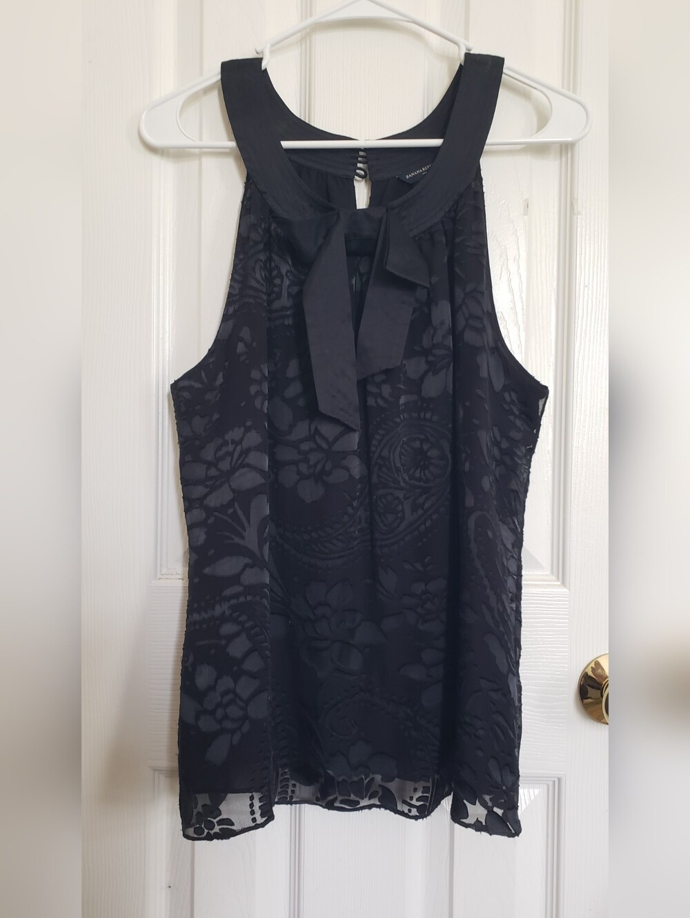 L Silk Banana Republic Top Black Sleeveless Sheer Velvety Silk Rayon Burnout LGE